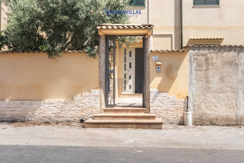 Villa in Noto
