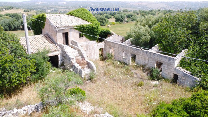 Maison de campagne à Noto