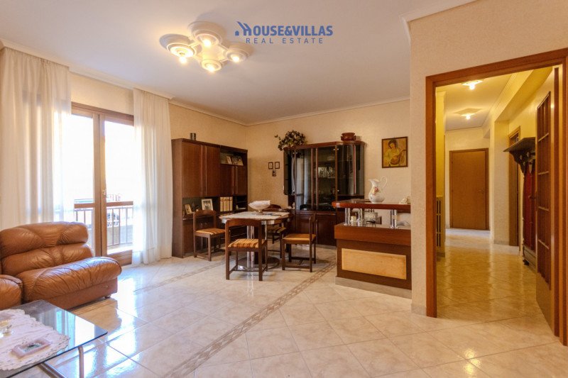 Apartamento em Noto