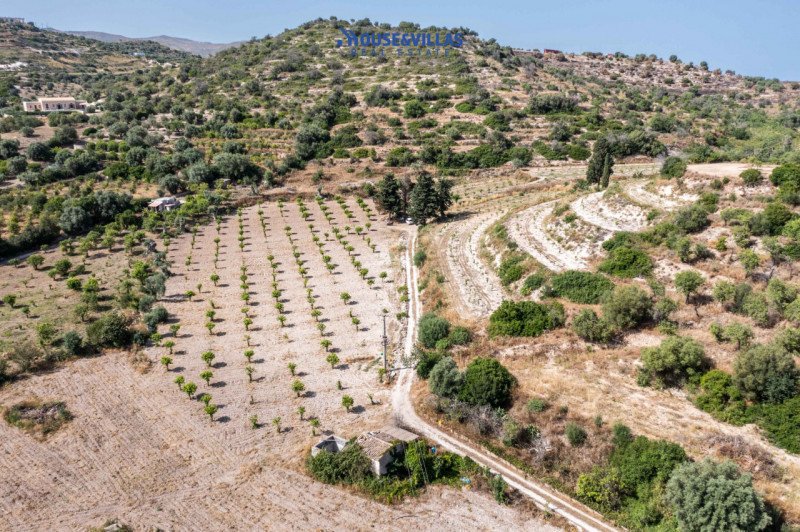 Jordbruksmark i Noto