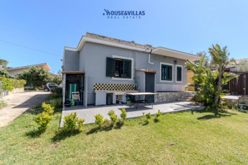 Villa in Avola