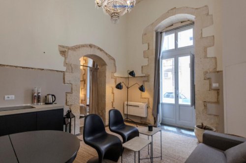 Loft/Sotão em Noto