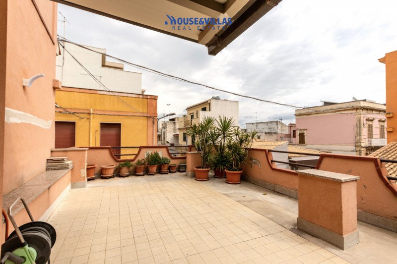 Apartamento em Avola