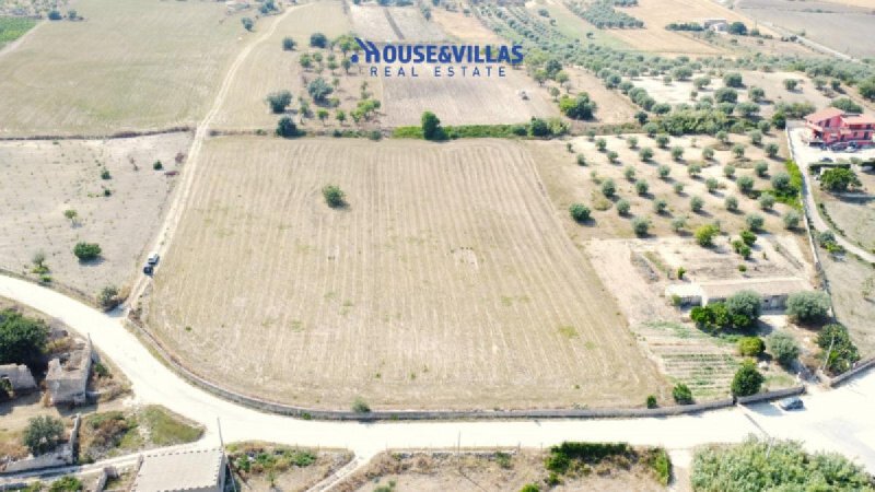 Terreno agrícola em Noto