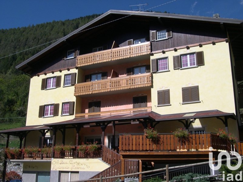 Многоквартирный дом в Вецца-д'Ольо