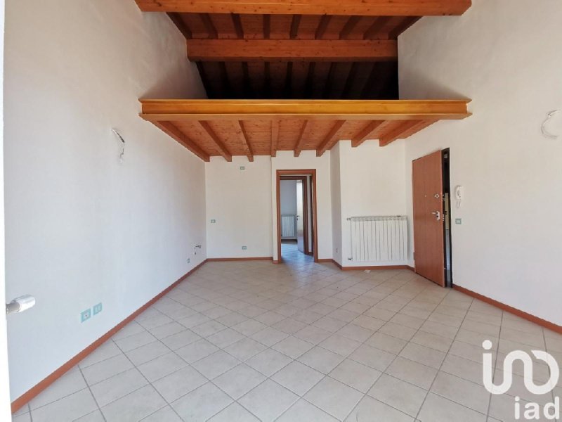 Apartment in Toscolano-Maderno