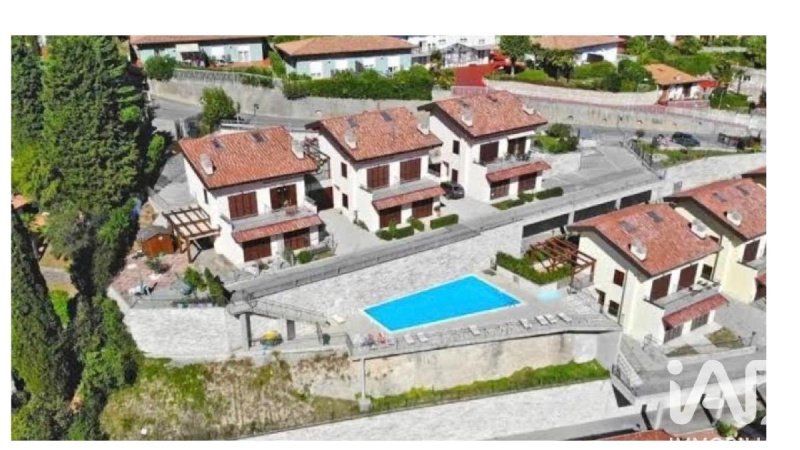 Lägenhet i Tremosine sul Garda