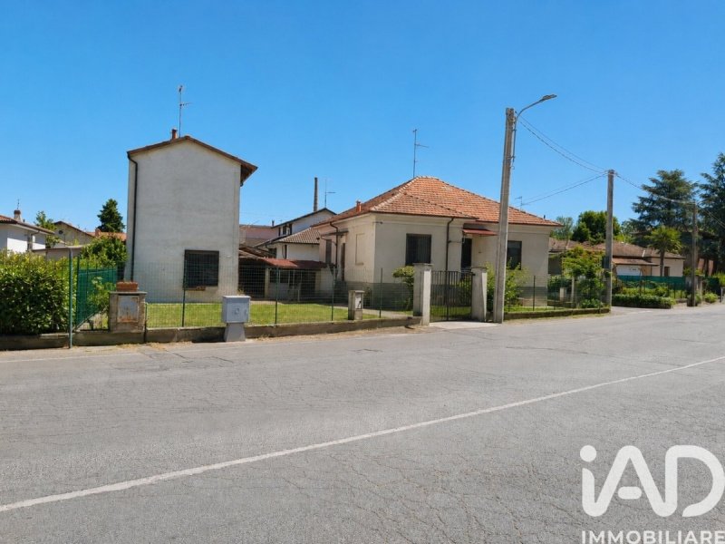 Moradia em Pontecurone