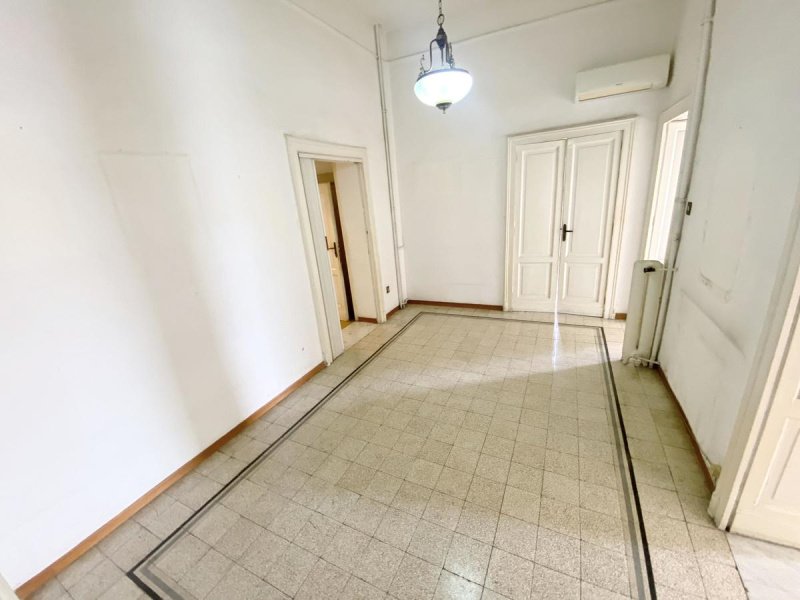 Apartamento em Nápoles