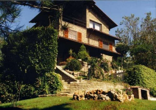 Hus i Santo Stefano Belbo