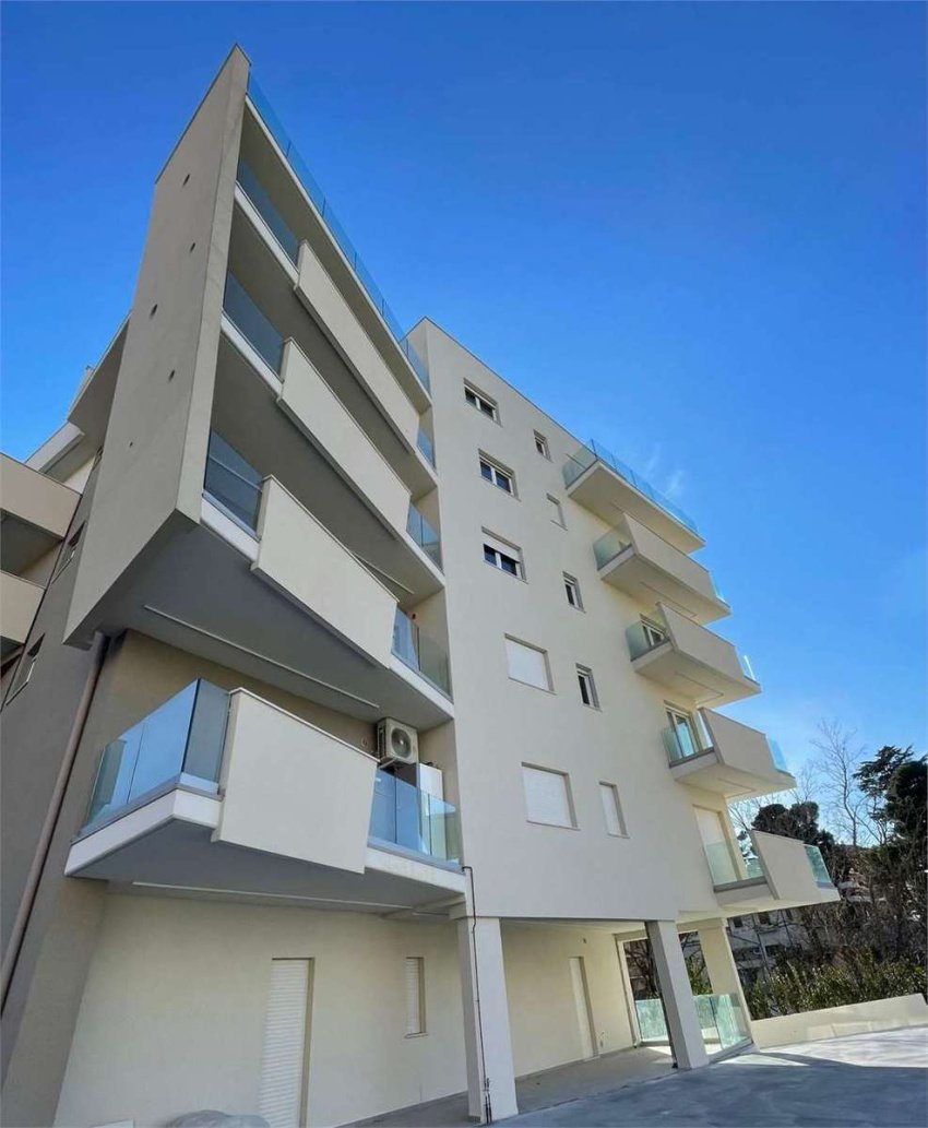 2 bedrooms apartment, 115 m² Lanciano, Chieti (province) photo 2