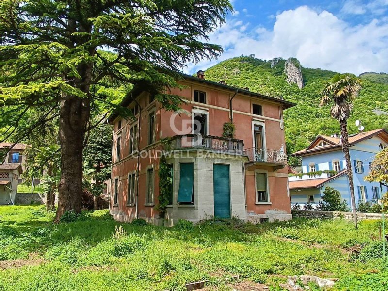 Villa in Lovere