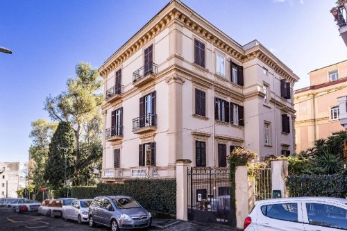 Квартира в Неаполь