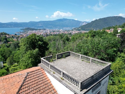 Villa a Verbania