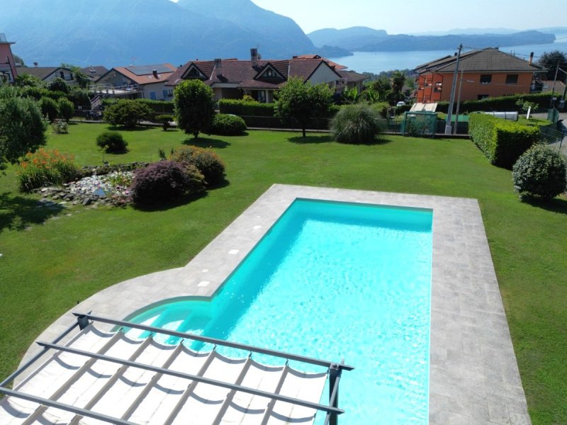 Fristående lägenhet i Arizzano