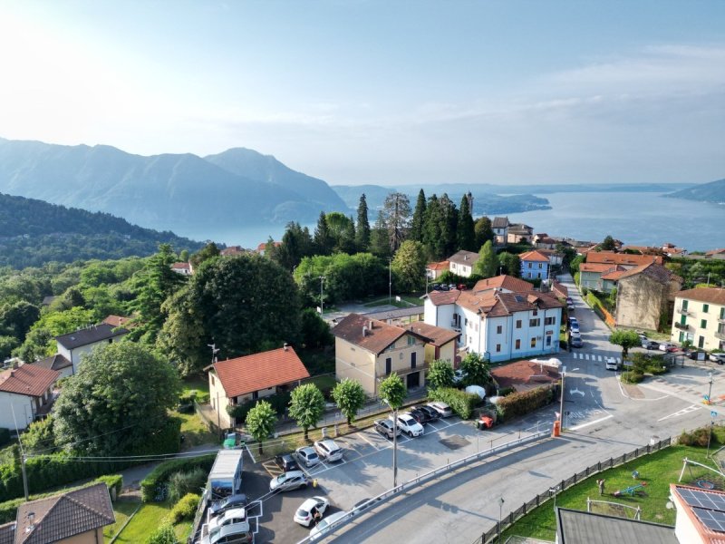 Vrijstaande woning in Bee