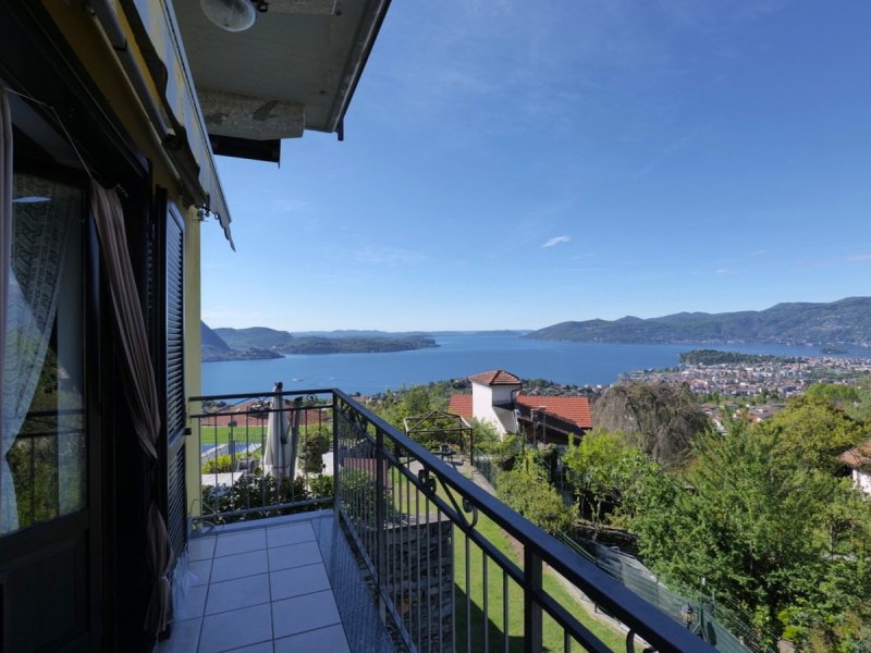 Apartment in Arizzano