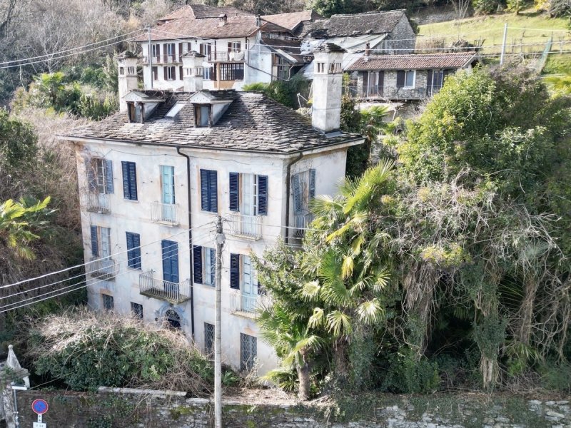 Detached house in Oggebbio
