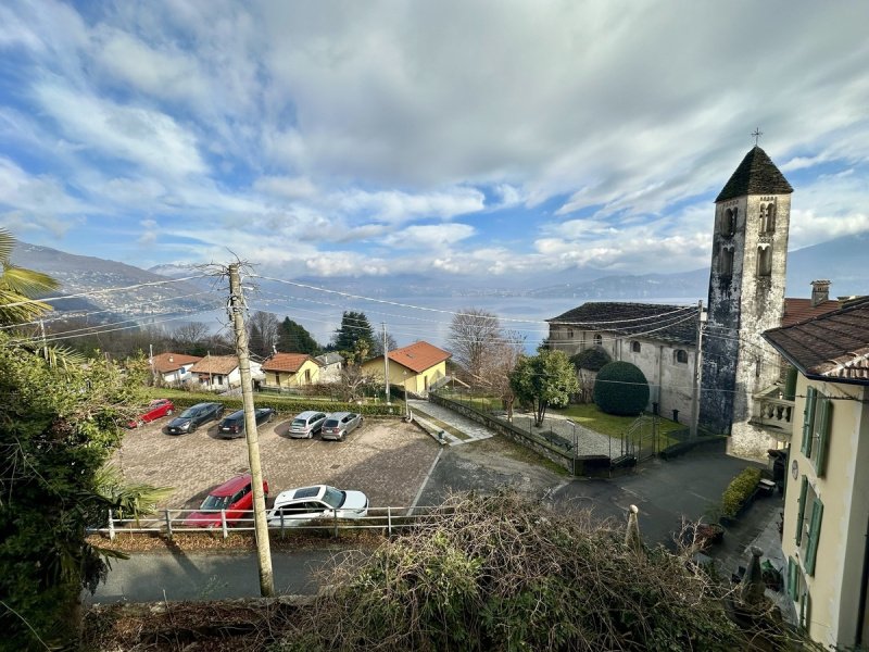 Casa indipendente a Oggebbio