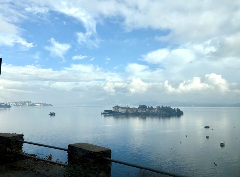 Квартира в Стреза