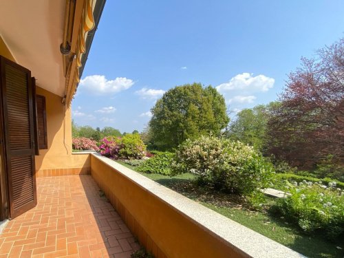 Moradia com terraço em Lesa