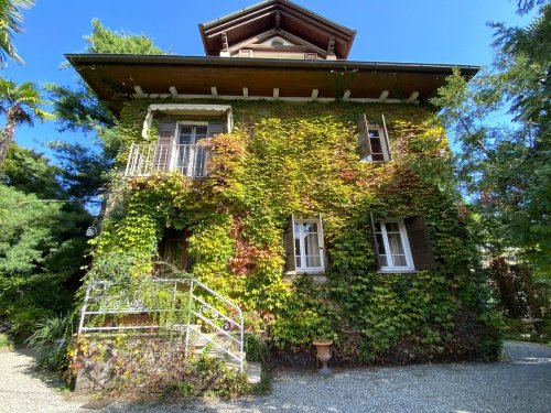 Villa in Stresa