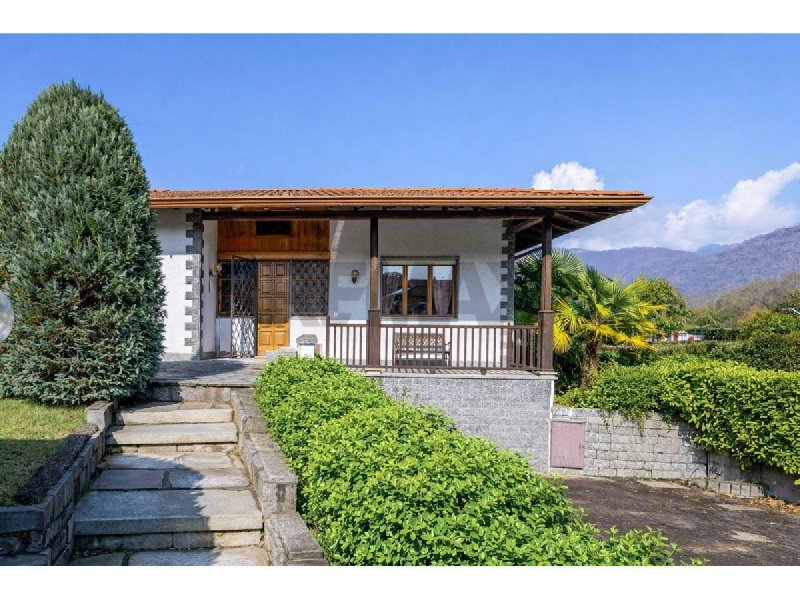 Casa independiente en Baveno