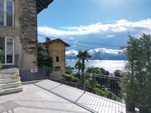 Casa indipendente a Oggebbio