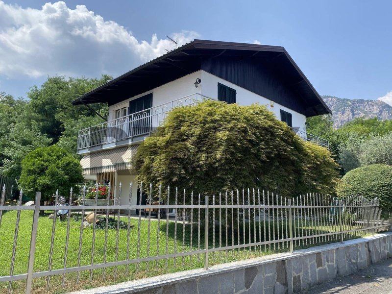 Casa independente em Baveno