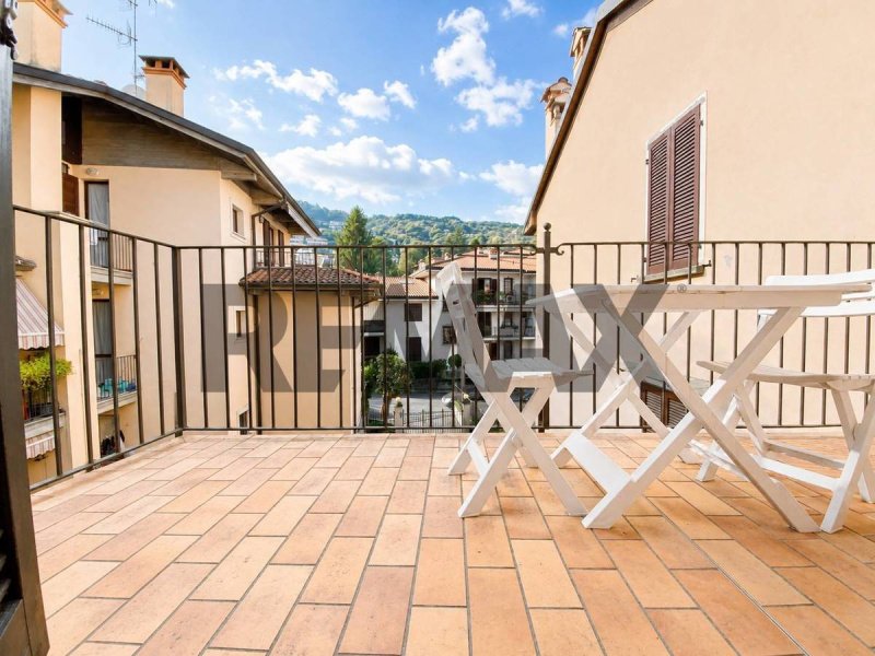 Apartamento em Stresa