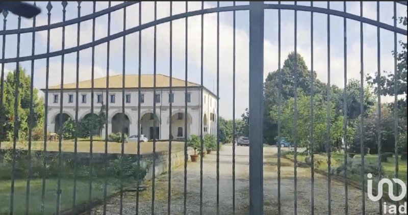 Moradia em Villadose