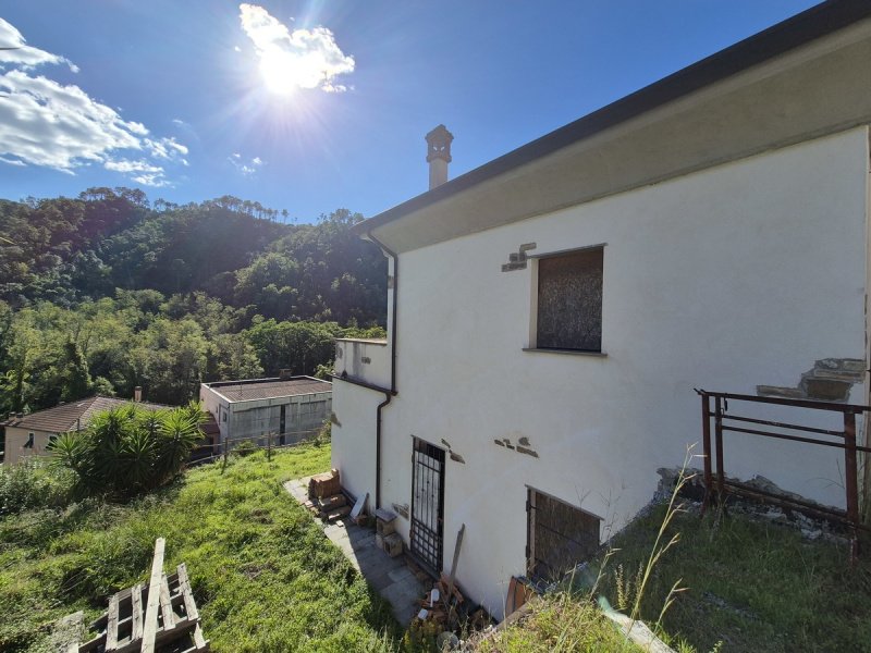 Casa independiente en Levanto