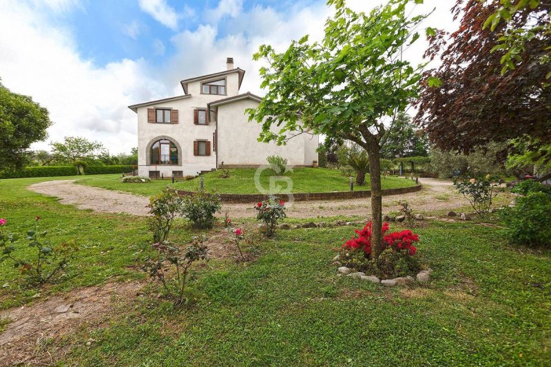 Villa en Viterbo