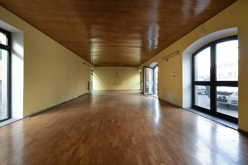 韦特腊拉商业房产