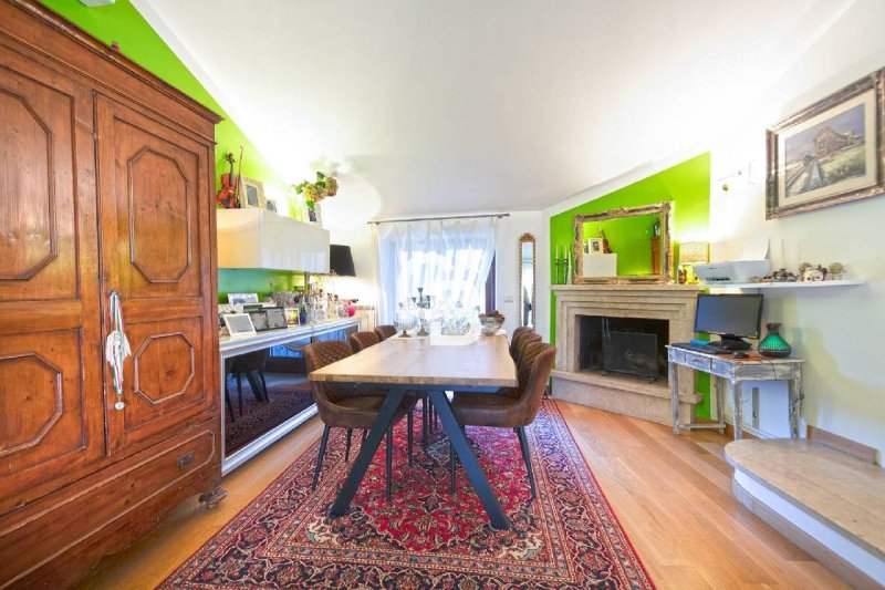 Detached house in Carbognano