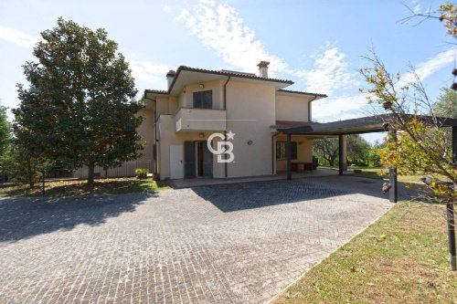 Villa a Vetralla