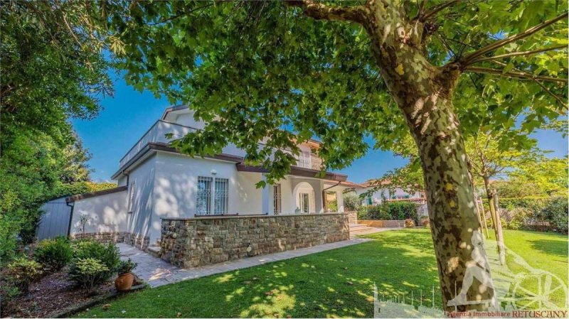 Villa à Forte dei Marmi