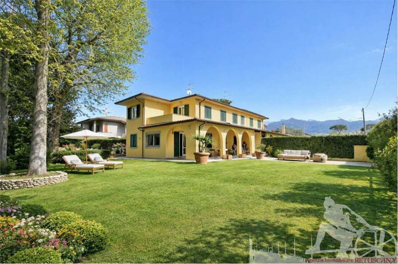 Villa in Forte dei Marmi
