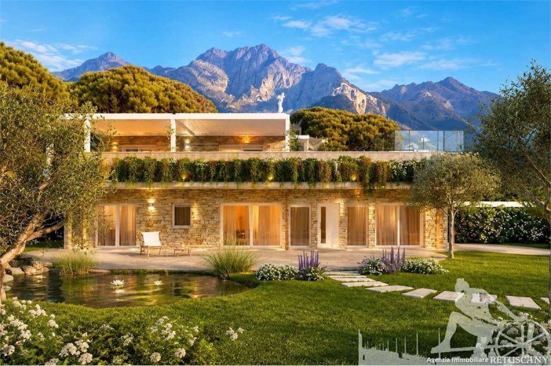 Villa a Forte dei Marmi