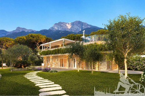 Villa a Forte dei Marmi
