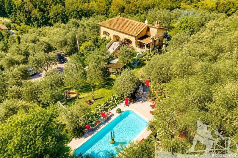 Villa in Camaiore