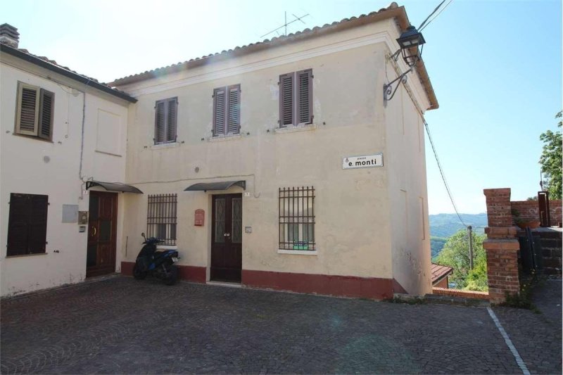 Detached house in Pesaro