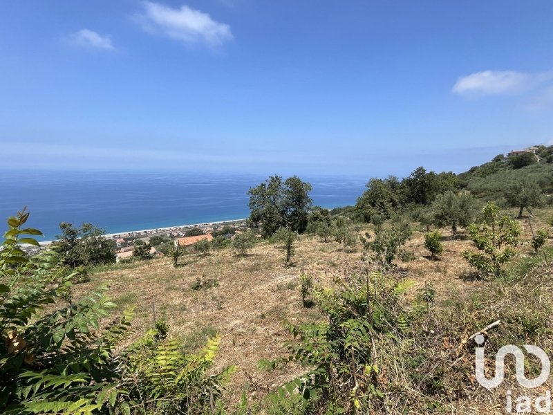 Vrijstaande woning in Longobardi