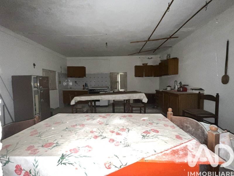 Casa indipendente a Longobardi