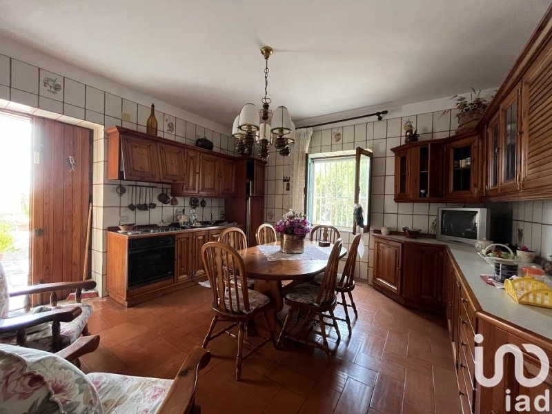 Villa in Longobardi