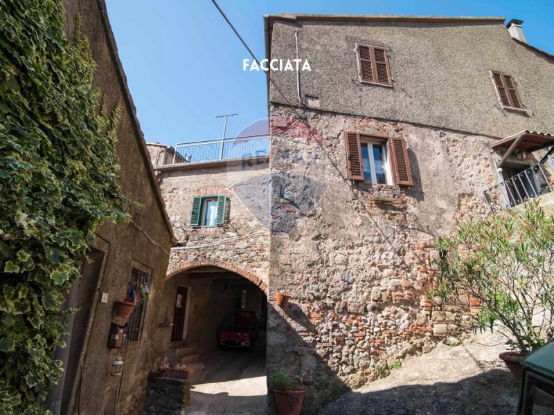 Casa indipendente a Roccastrada