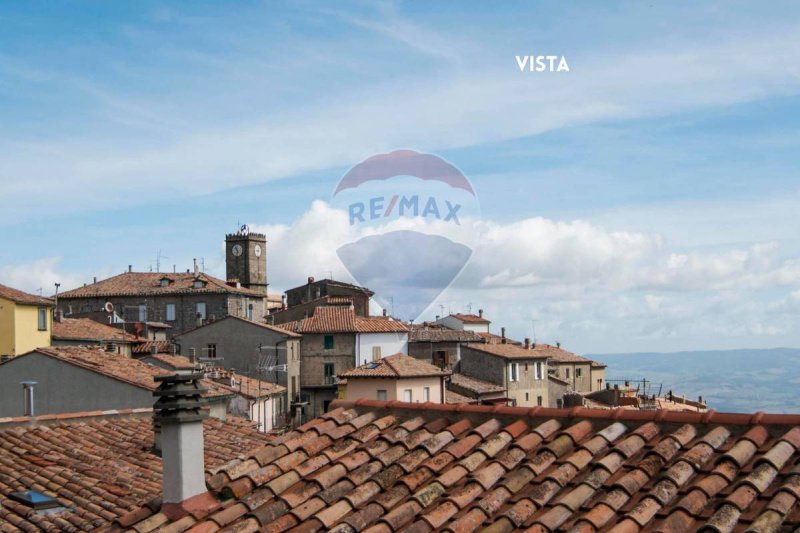 Особняк в Кастелл'Аццара