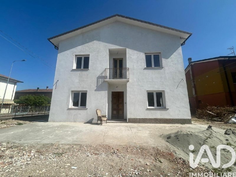 Villa en Castel d'Ario
