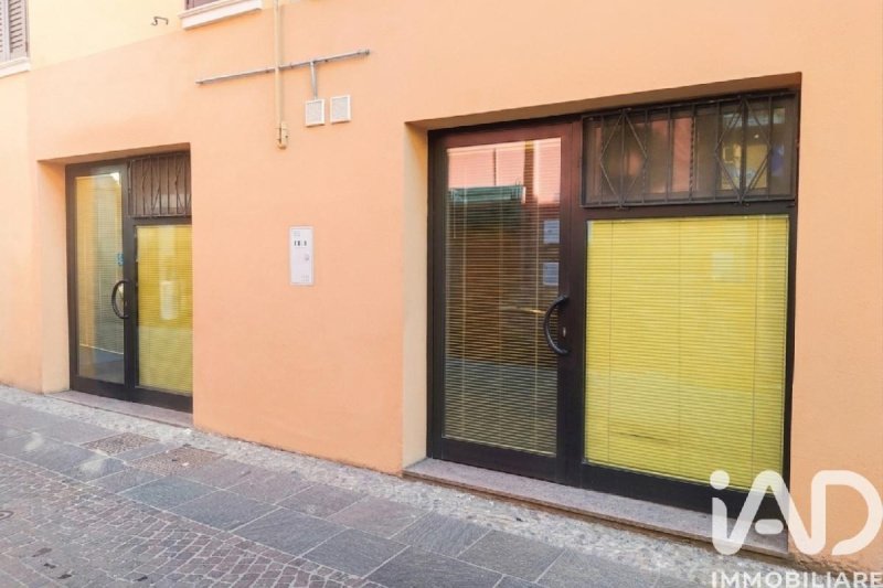 Commercial property in Bondeno