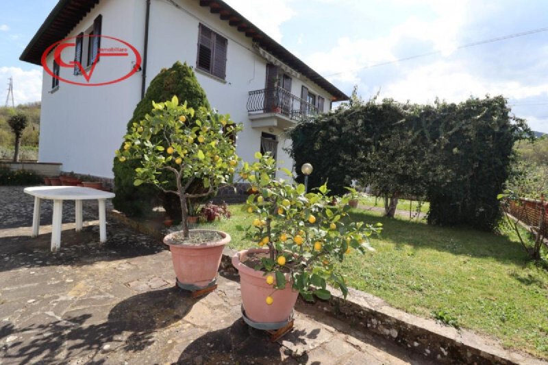 Villetta a schiera a Cavriglia